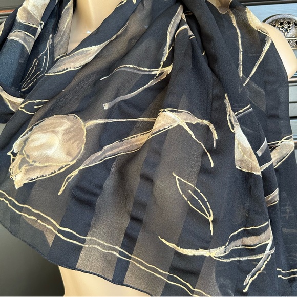 Beautiful Black Cream Floral Silk Scarf - Picture 4 of 5